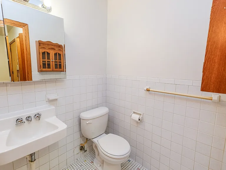 4330 Minnehaha Avenue — Photo 10