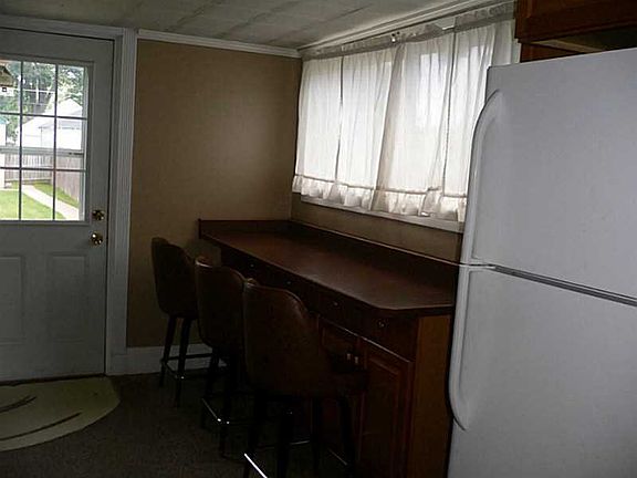3rd image of 816 South St