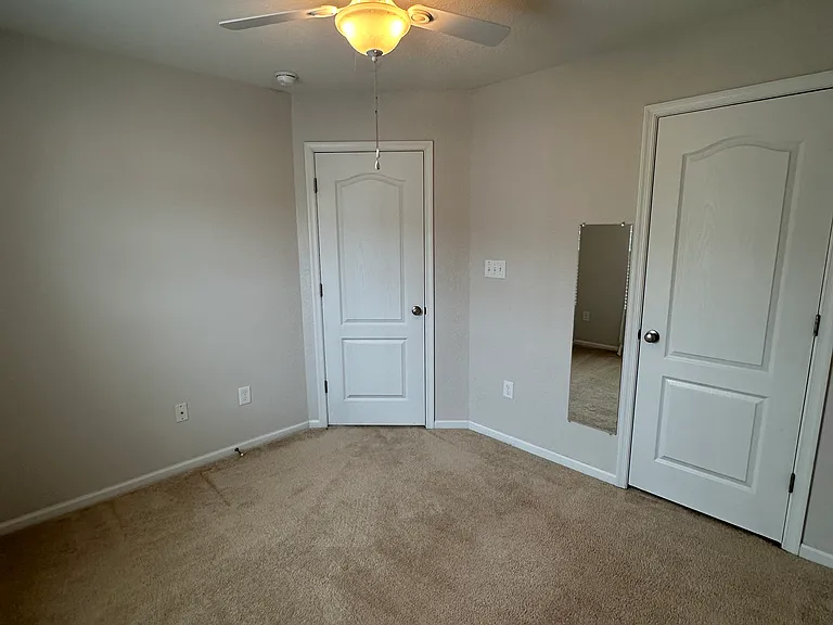 4976 Almandine Ave — Photo 23