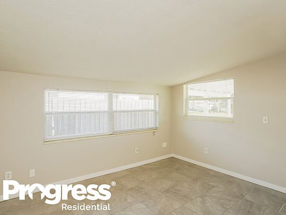 5th image of 6517 44th Ave N