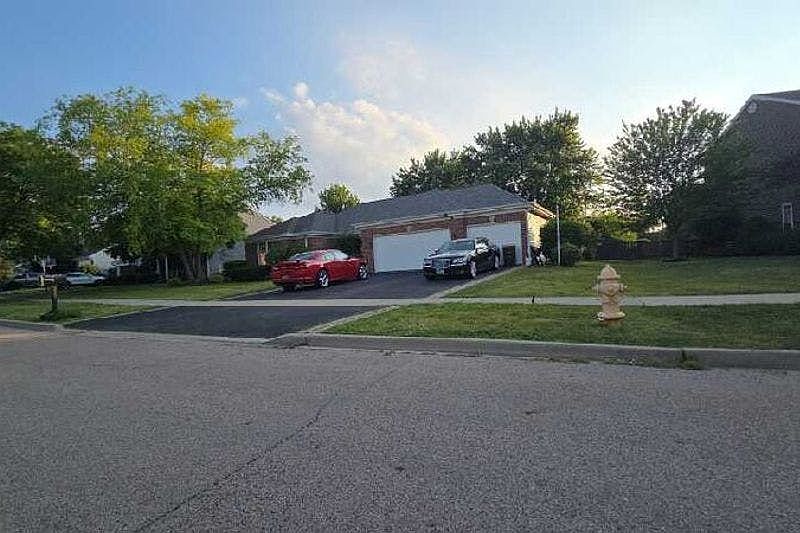2nd image of 1420 Redwing Dr