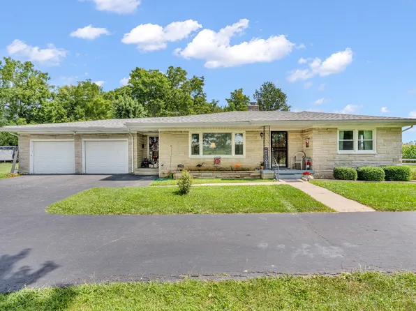6736 N London Rd, Fairland, IN 46126