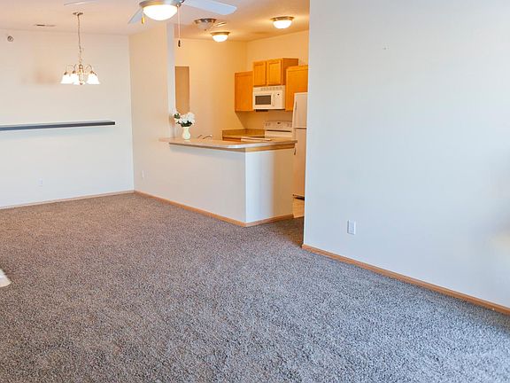3rd image of 1835 SW White Birch Cir Unit 11
