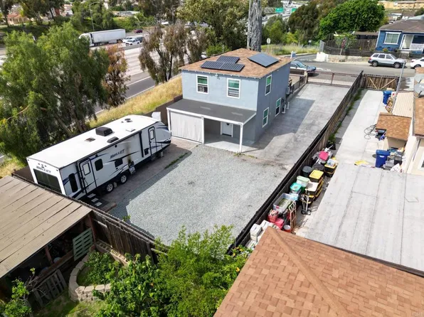2016 E 10th St, National City, CA 91950