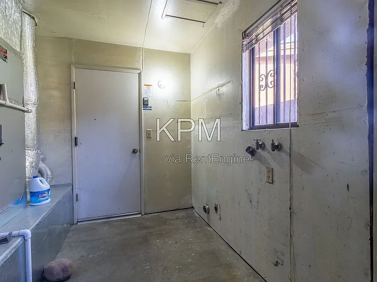 3525 Mill Springs Dr — Photo 28