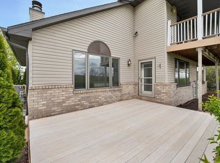 2228 Lost Dauphin Rd, De Pere, WI 54115