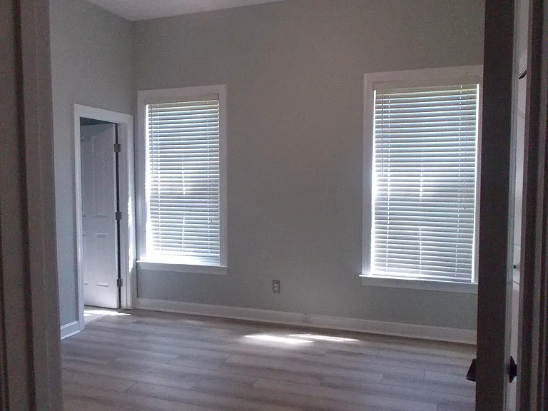 1179 N Blackmoor Dr — Photo 15