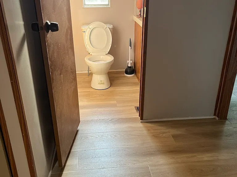 Cougar Dr — Photo 9