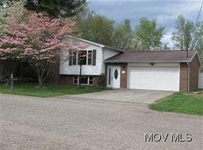 1st image of 115 Greenwood Dr
