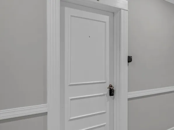 709 S Kansas Ave, Topeka, KS 66603