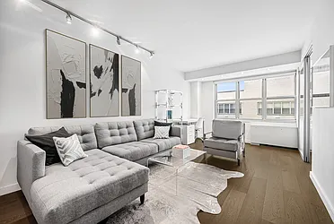 205 3rd Avenue, #12U