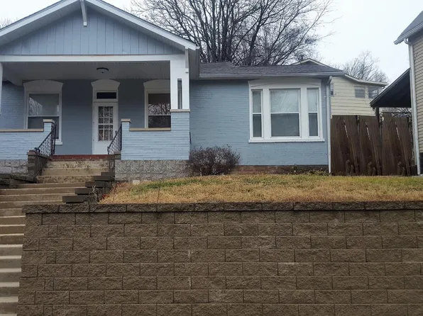 182 S Main St, Glen Carbon, IL 62034