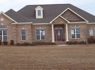 216 Whisper Ln, Midland City, AL 36350