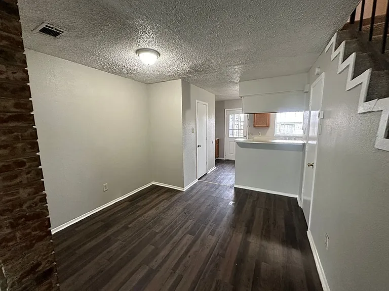 2188 Aspen Dr — Photo 5
