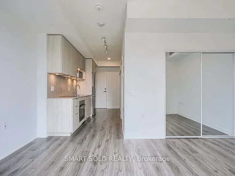 20 Tubman Ave #2511 — Photo 3