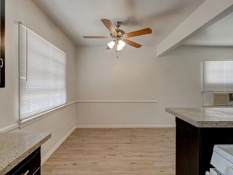 1321 E Wilson Ave #6 — Photo 4