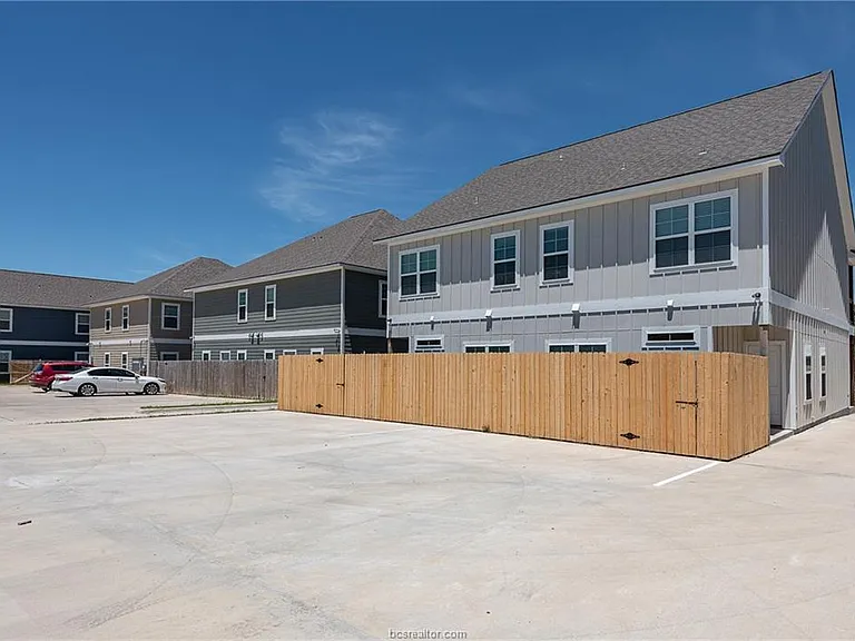 404 Poplar St #A — Photo 20