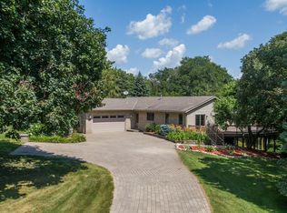 309 Hillside Dr, Jordan, MN 55352