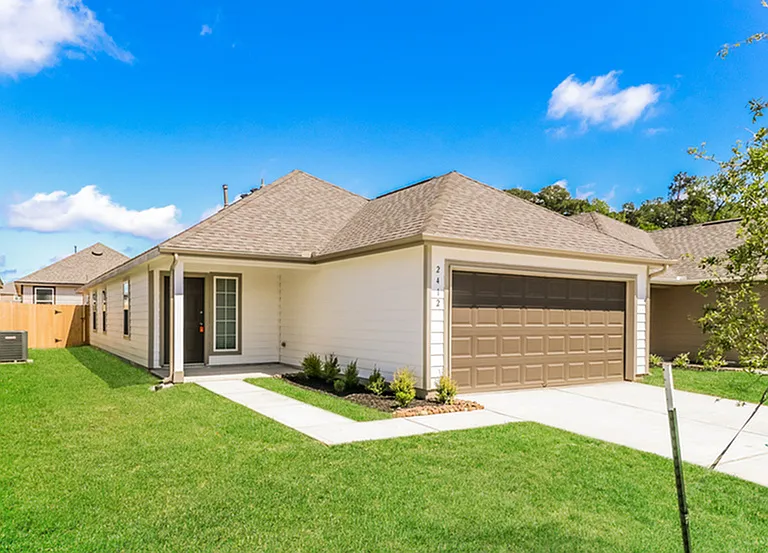 2412 Bull Trout Dr — Photo 3