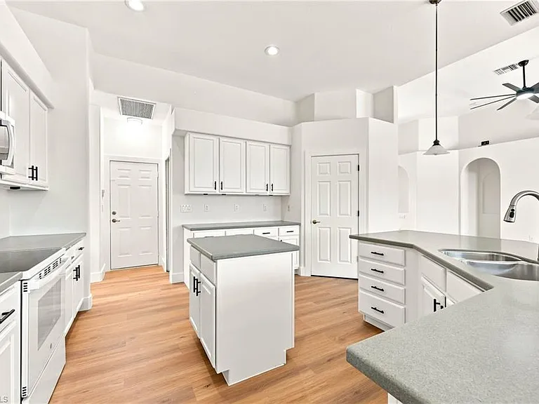 14810 Fripp Island Ct — Photo 12