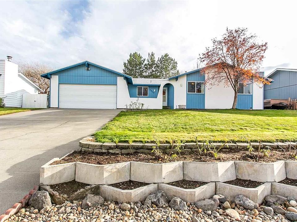 1st image of 4825 Blue Heron Blvd