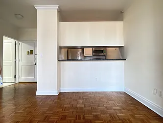 Rented by C Land Realty Co.