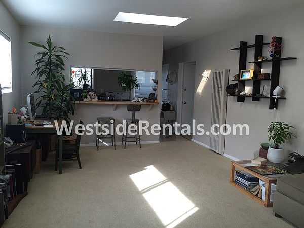 1st image of 33 Paloma Ave APT 2