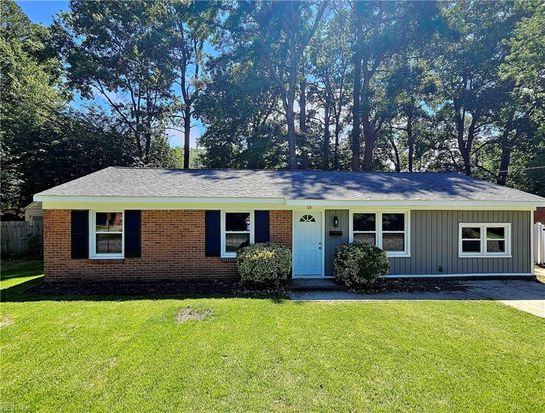 129 Gwynn Cir, Newport News, VA 23602