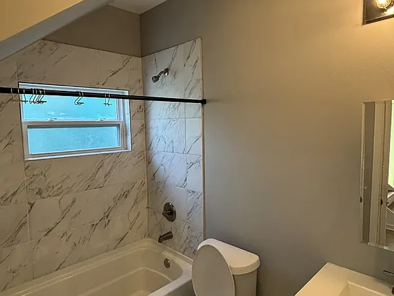 1st floor bath