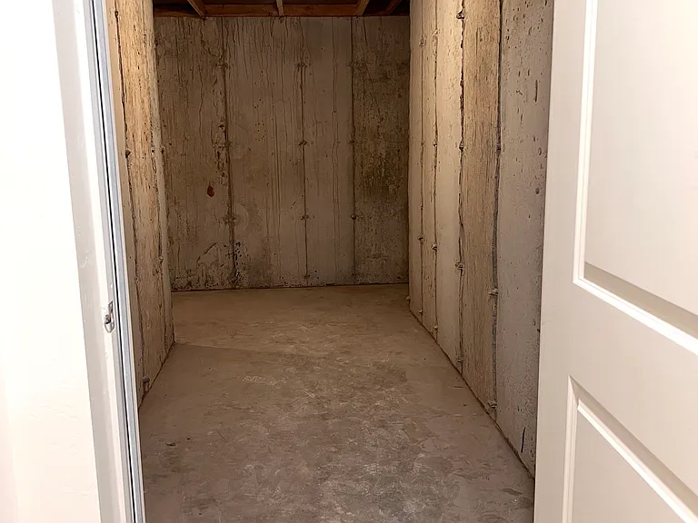 1717 E 920 N — Photo 13