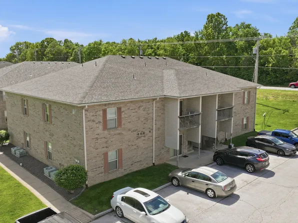 2053 Southfork Dr, Ozark, MO 65721