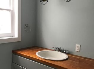 206 Park St, Burlington, VT 05401
