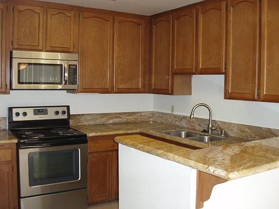 5th image of 2445 Brant St Unit 504