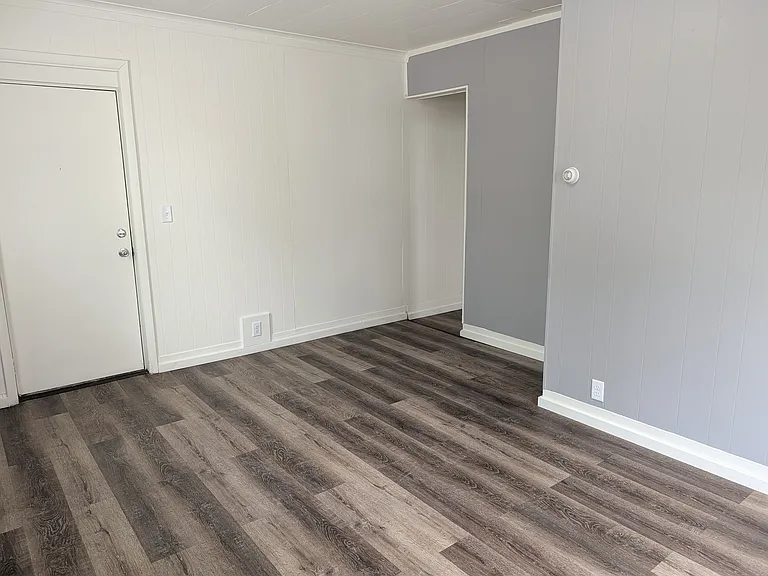 507 S Main St #2 — Photo 5