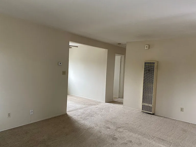 627 Dowling Blvd — Photo 2