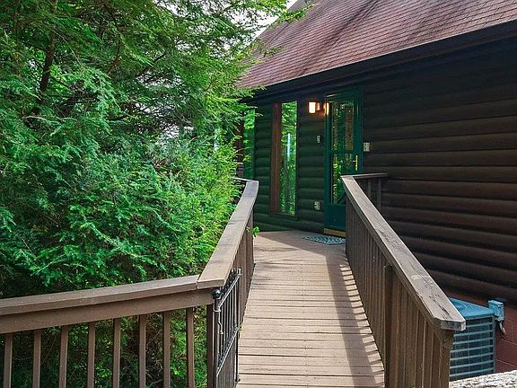 3rd image of 291 Costner Rd