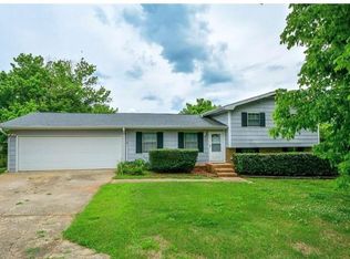 23 Primrose Ln, Powder Springs, GA 30127