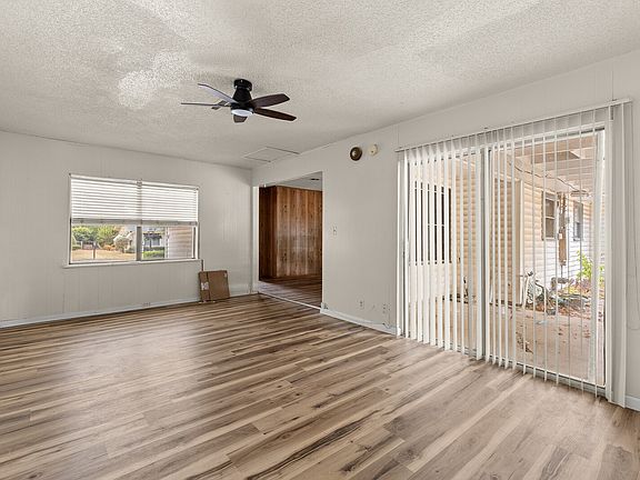 5th image of 3300 Wynmore Dr