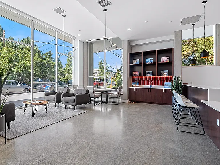 Flow Eastlake Apartments — Photo 19