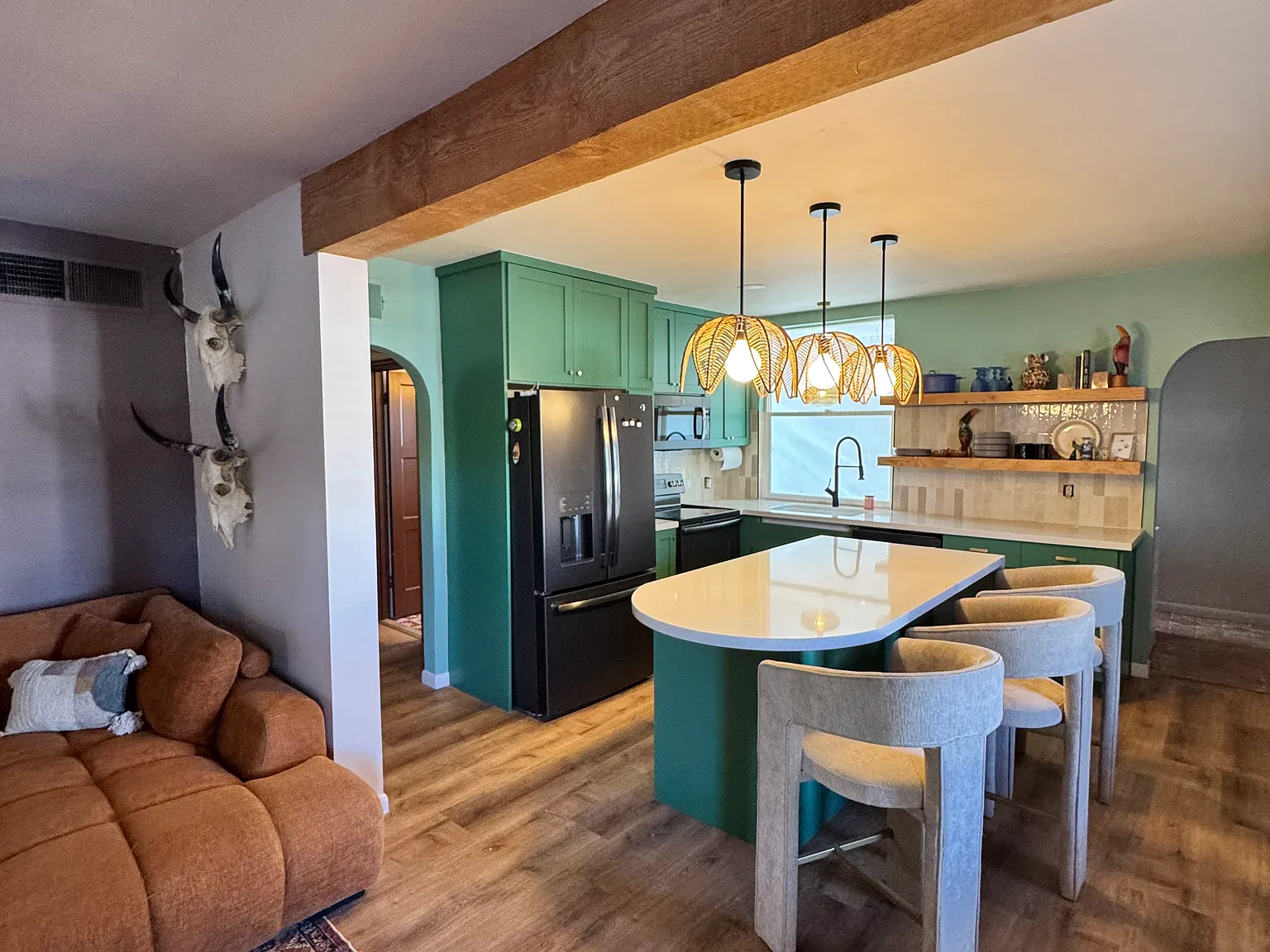 3 bed, 1300 sqft, $2,900 — Photo 3
