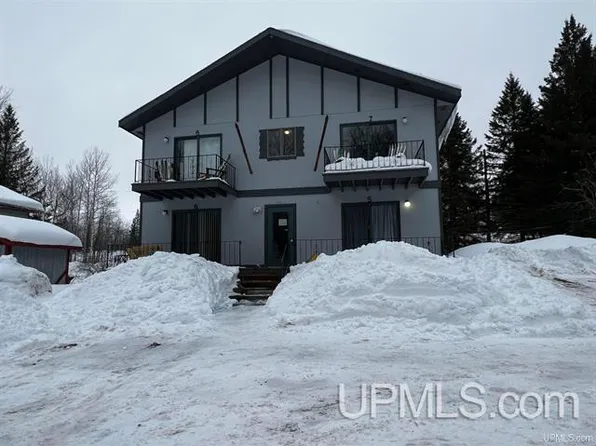 E6272 E Snowdrift St, Ironwood, MI 49938