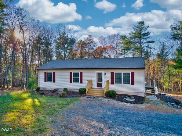 177 Chokeberry Dr, Milford, PA 18337