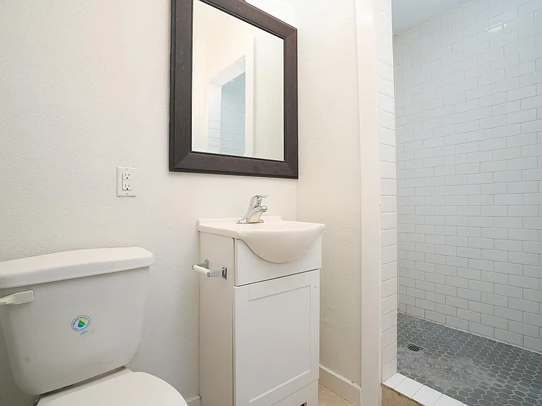 538 Schmeltzer Ln — Photo 7