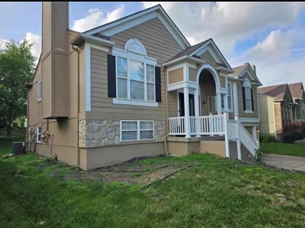 15672 S Blackfoot St, Olathe, KS 66062