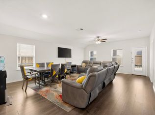 1114 Emerald Gate Dr, Princeton, TX 75407
