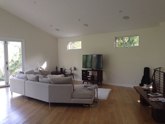 4th image of 3981 Weslin Ave
