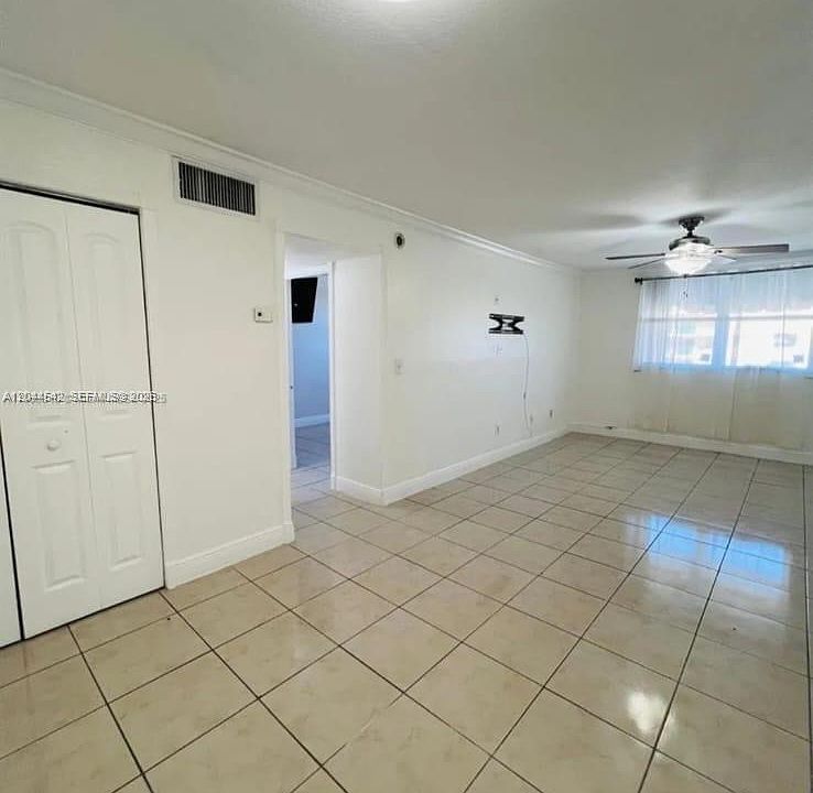 1st image of 606 W 81st St APT 224