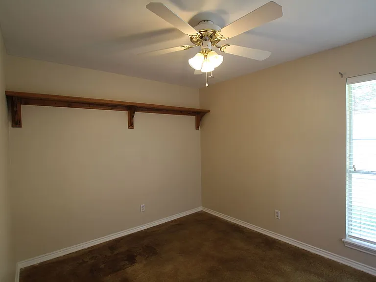 1727 Sapphire Cay — Photo 16