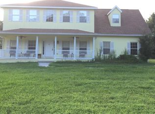 1590 Clekk Cir, Geneva, FL 32732