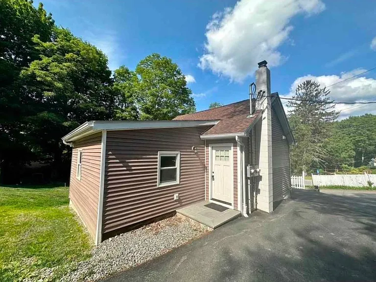 117 Croton Park Rd #1 — Photo 2